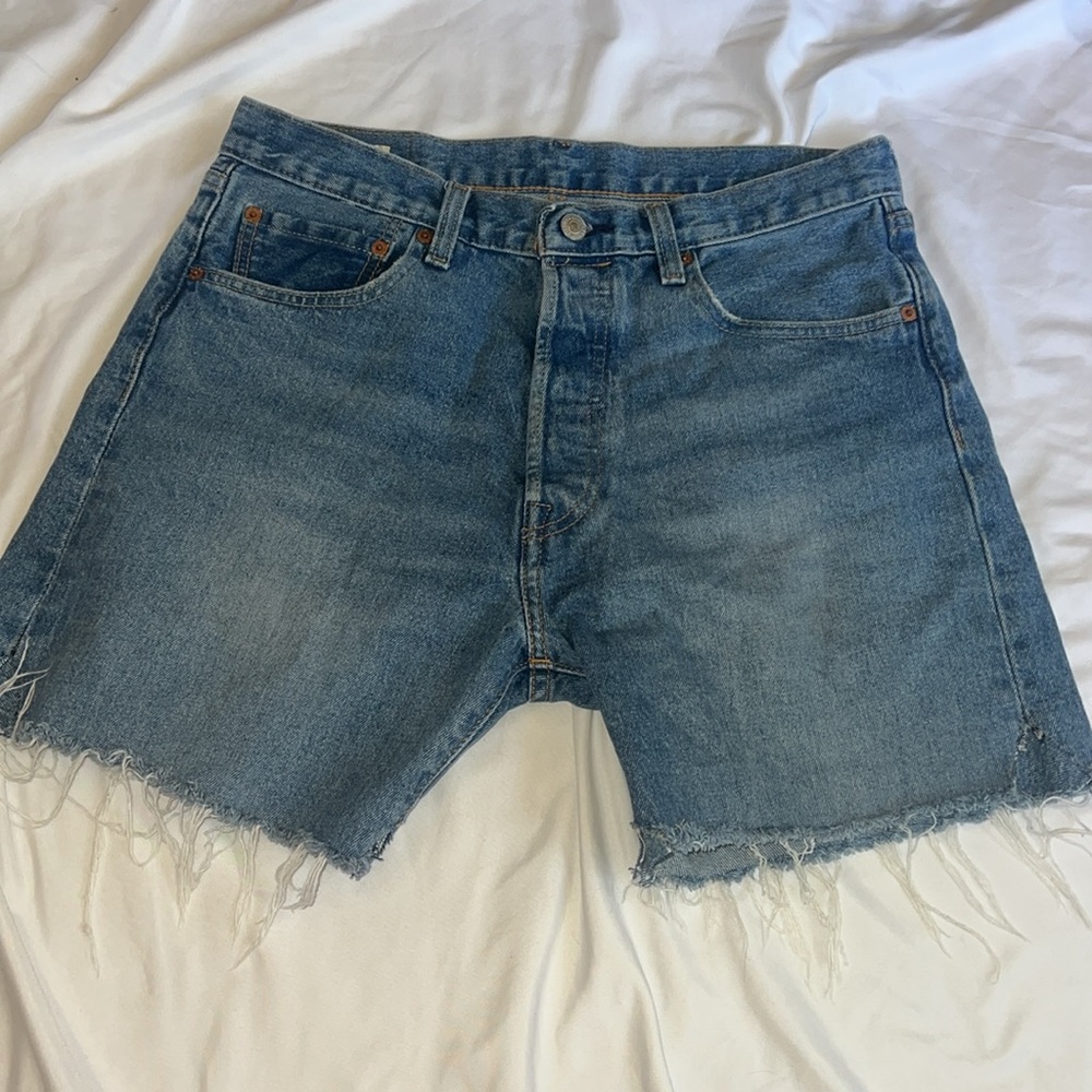 Levi’s shorts